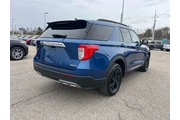 $29679 : Ford Explorer 2023 AWD XLT 4 thumbnail