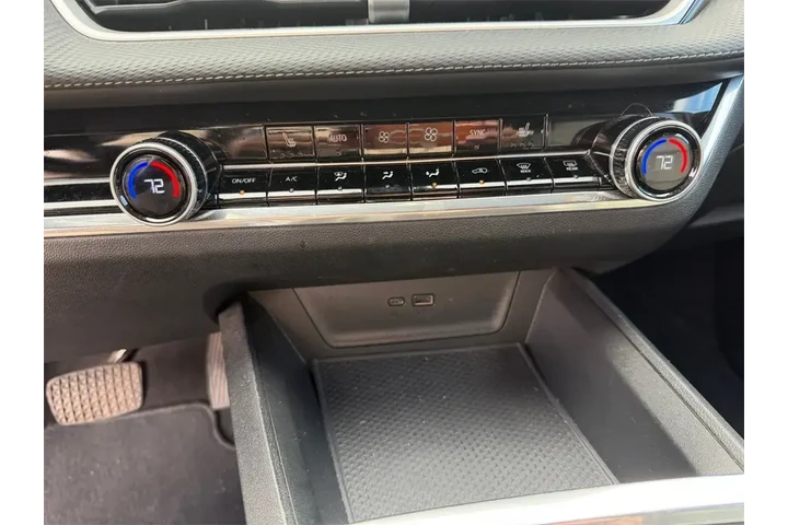 $25500 : Chevrolet Equinox 2025 LT 4d image 7