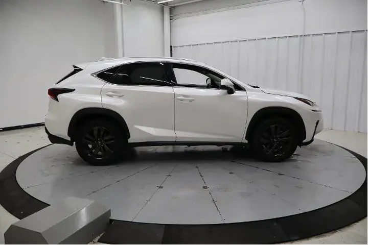 $26995 : Lexus NX 300 2019 4dr Crosso image 2