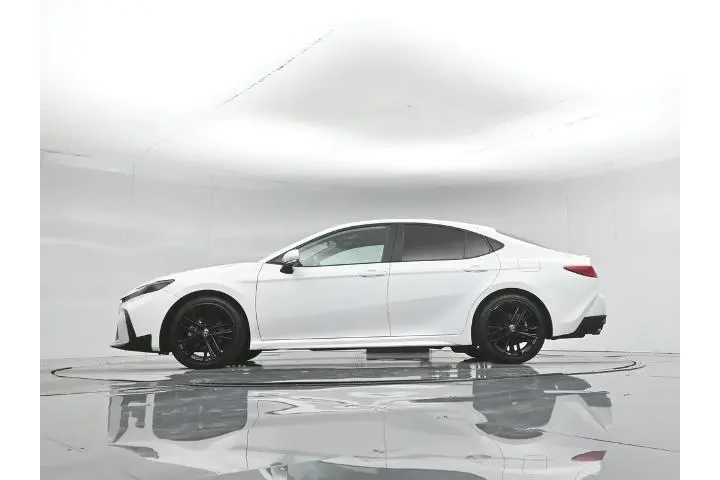 $26458 : Toyota Camry 2025 SE 4dr Sed image 8