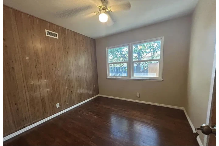 $2700 : Your next house awaits you… image 2