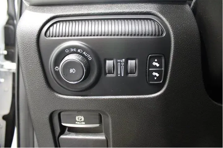 $38982 : Jeep Wagoneer 2022 4x4 Serie image 8