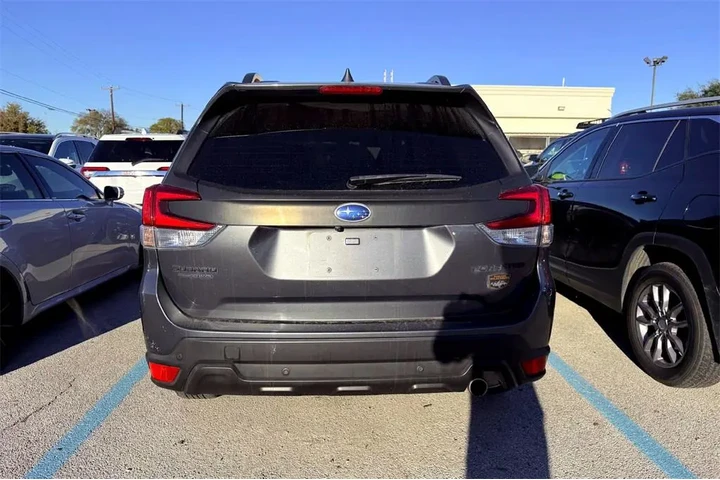 $29992 : Subaru Forester 2022 AWD Wil image 7