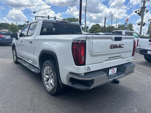 $33855 : 2020 GMC Sierra 1500 SLT Crew image 3