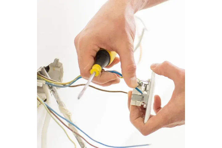HANDYMAN image 2