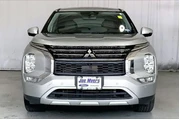 $22911 : Mitsubishi Outlander 2023 SE thumbnail