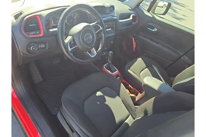 $20995 : Jeep Renegade 2018 4x4 Trail image 7