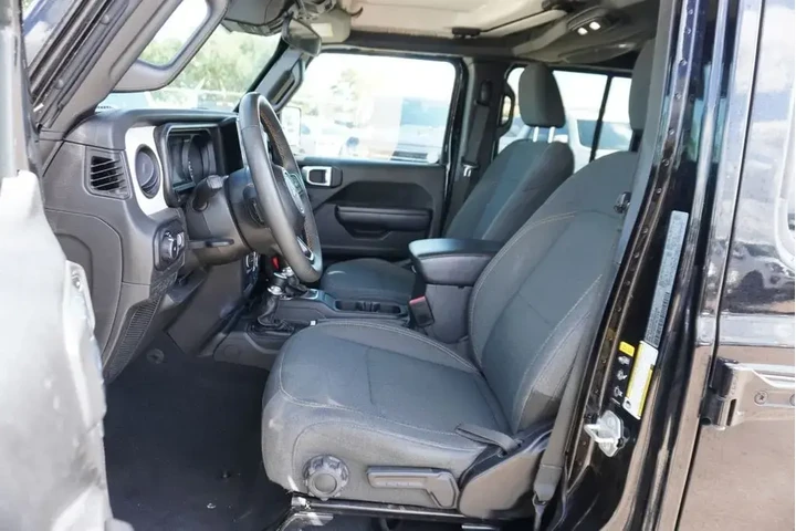 $36225 : Jeep Wrangler 2024 4x4 Sport image 8