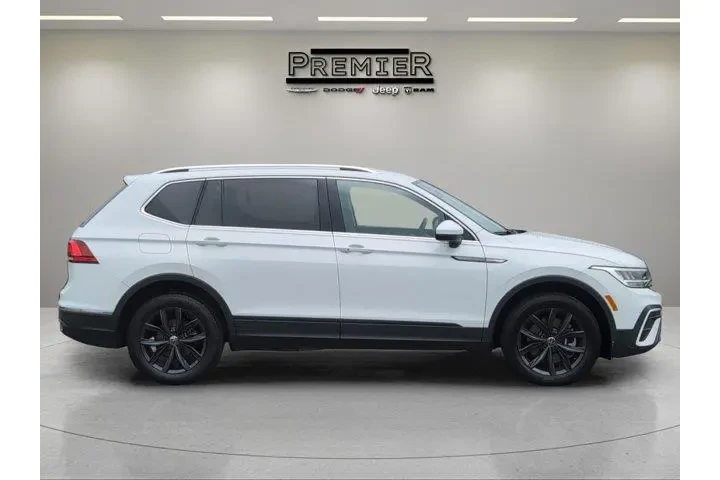 $26791 : Volkswagen Tiguan 2024 SE 4d image 7