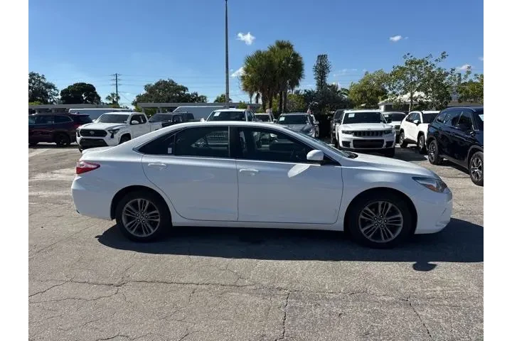 $11888 : Toyota Camry 2017 image 2