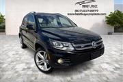 $11495 : 2014 VOLKSWAGEN TIGUAN 2.0T R thumbnail