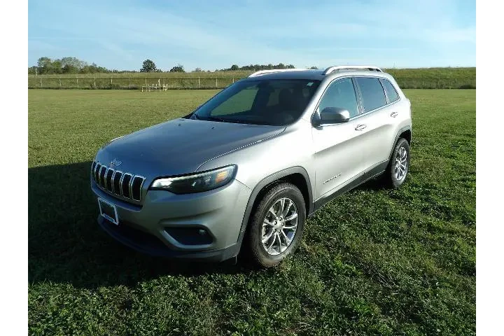 Jeep Cherokee 2020 Latitude image 3