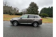 $9495 : Mitsubishi Outlander 2017 AW thumbnail
