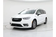 $38998 : Chrysler Pacifica Plug-In Hy thumbnail