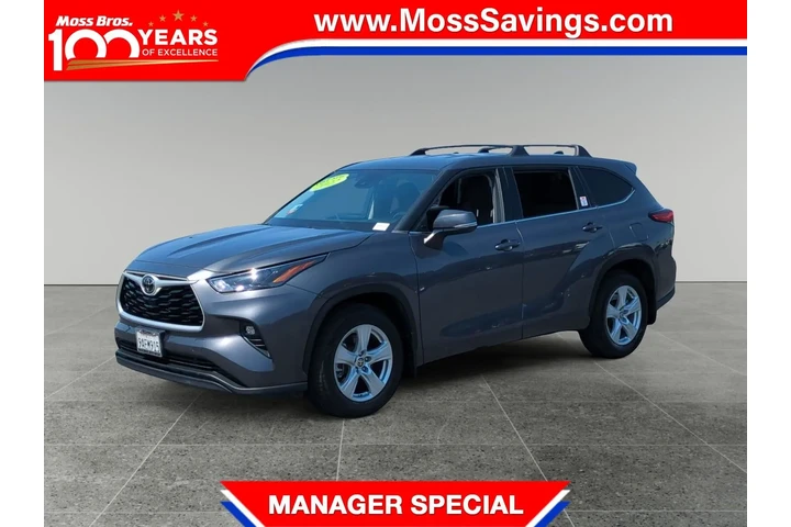 $34970 : Toyota Highlander 2022 LE 4d image 1