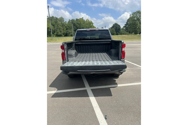 $18000 : 2019 Silverado LT image 6
