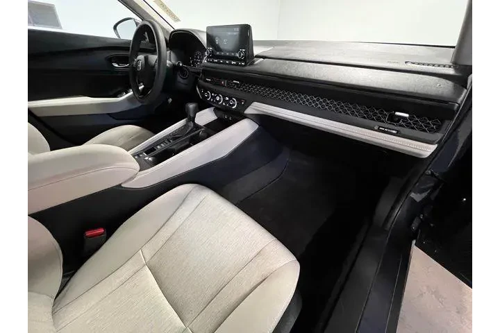 $24897 : Honda Accord 2023 image 10