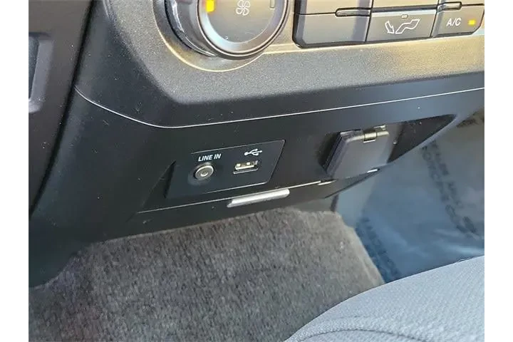 $19990 : Ford F-150 2015 4x2 XLT 4dr image 10