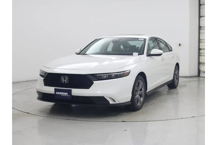 $27998 : Honda Accord 2024 EX 4dr Sed image 4