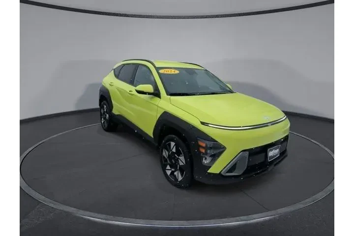 $23679 : Hyundai KONA 2024 AWD SEL 4d image 2