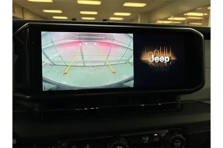 $32900 : Jeep Wrangler 2024 4x4 Sahar image 9