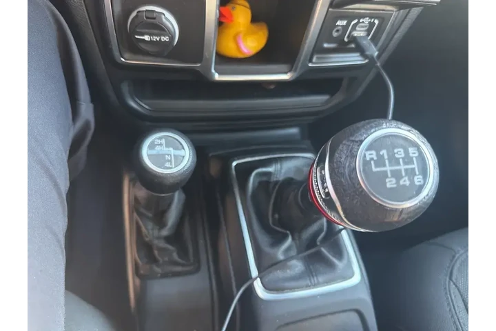 $24115 : Jeep Wrangler 2020 4x4 Sport image 3