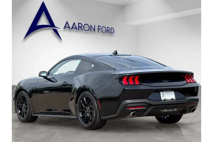 $33834 : Ford Mustang 2025 EcoBoost 2 image 4