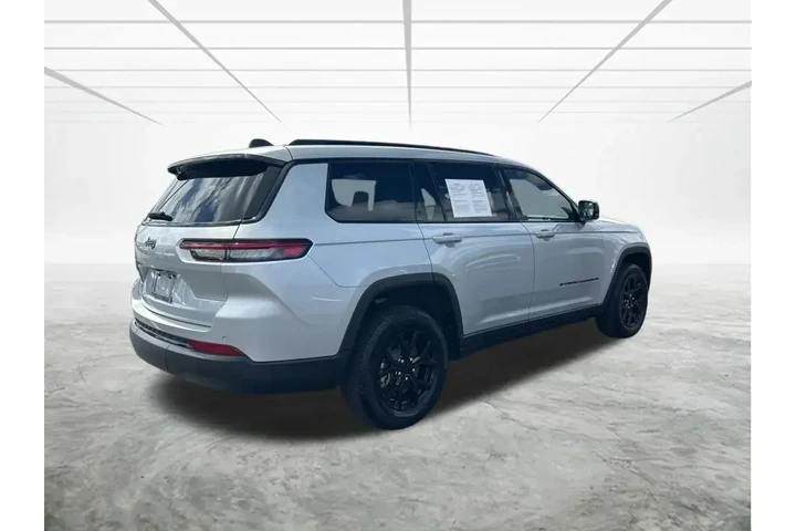 $37145 : Jeep Grand Cherokee L 2025 4 image 4