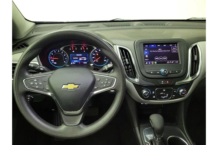 $19998 : Chevrolet Equinox 2023 LS 4d image 10