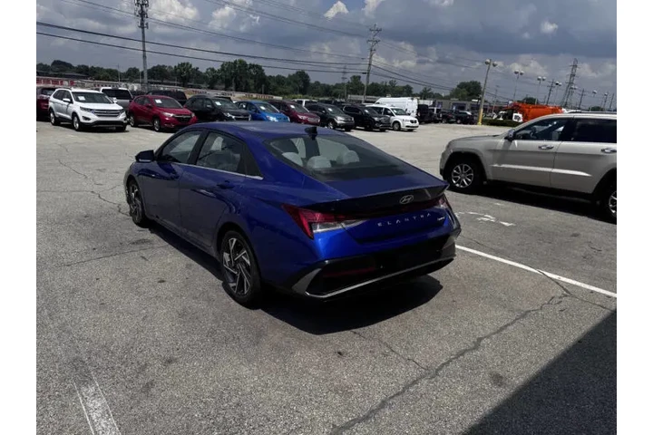 $19850 : 2024 Elantra Limited image 3