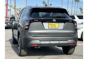 $27445 : Nissan Kicks 2026 SV 4dr Cro thumbnail