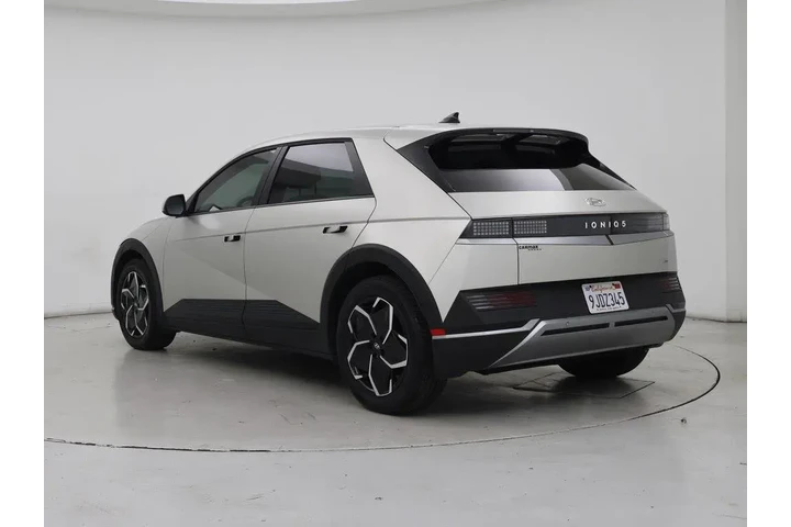 $28998 : Hyundai IONIQ 5 2023 AWD SEL image 2