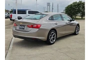 $19025 : Chevrolet Malibu 2024 LT 4dr thumbnail