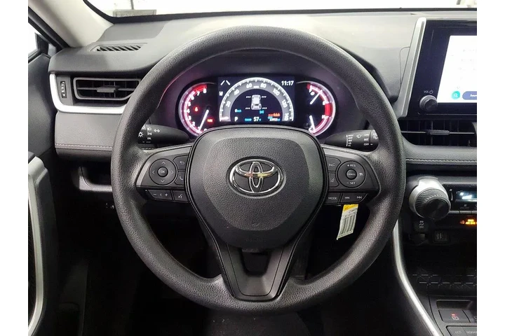 $27998 : Toyota RAV4 2024 AWD LE 4dr image 10