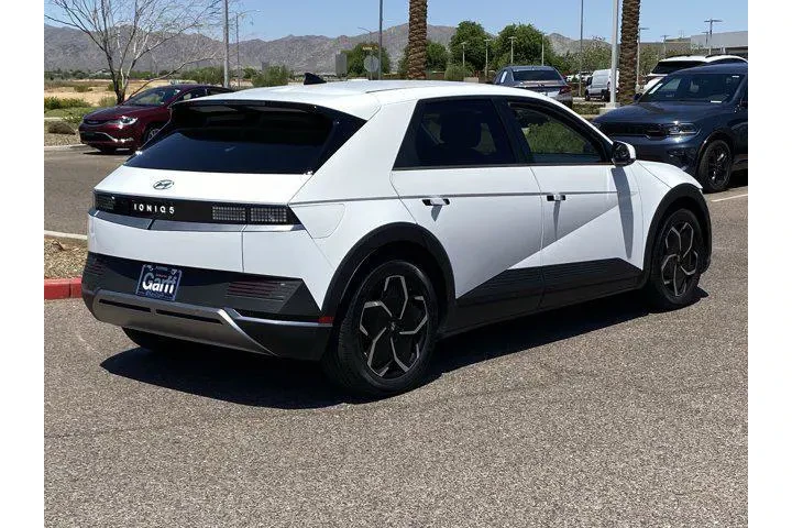 $26499 : Hyundai IONIQ 5 2022 SE 4dr image 3