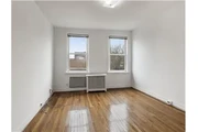 Rental property with 3 bedro en Bronx