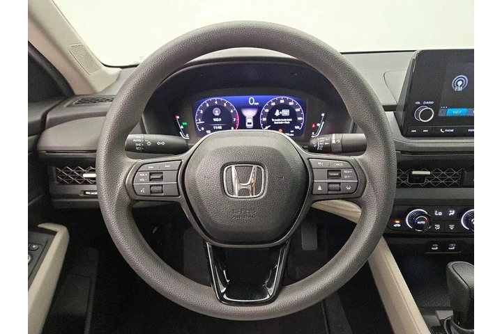 $28998 : Honda Accord 2024 EX 4dr Sed image 10