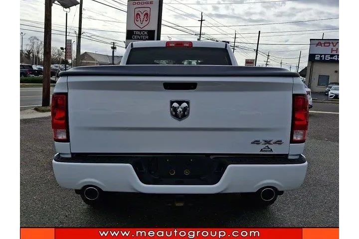 $18257 : Ram 1500 2018 4x4 Express 4d image 4