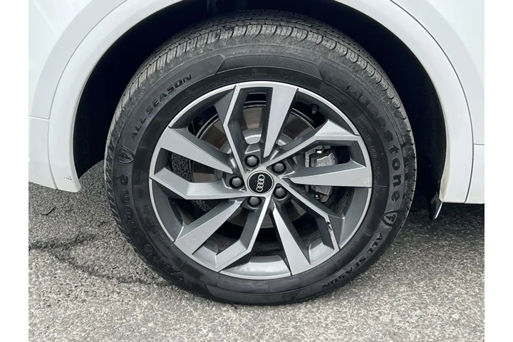 $28490 : Audi Q5 2023 AWD quattro S l image 9