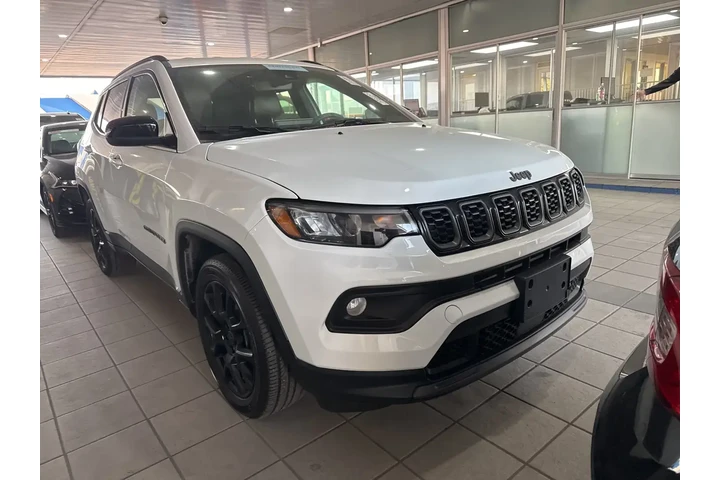 $22361 : Jeep Compass 2025 4x4 Latitu image 3