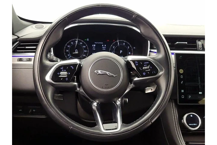 $30998 : Jaguar F-PACE 2024 AWD P250 image 10