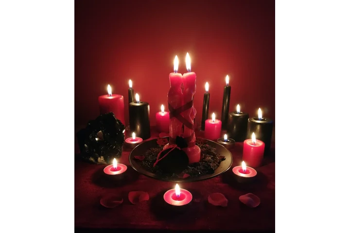 Lecturas de Tarot y Amarres image 1