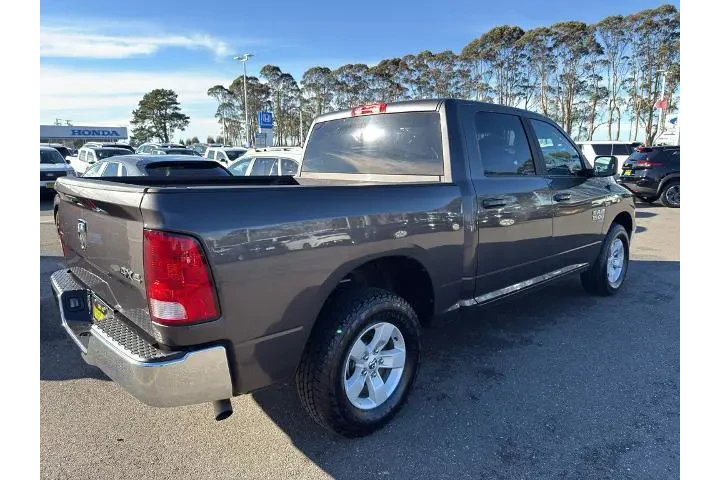 $26995 : Ram 1500 Classic 2021 4x4 SL image 7