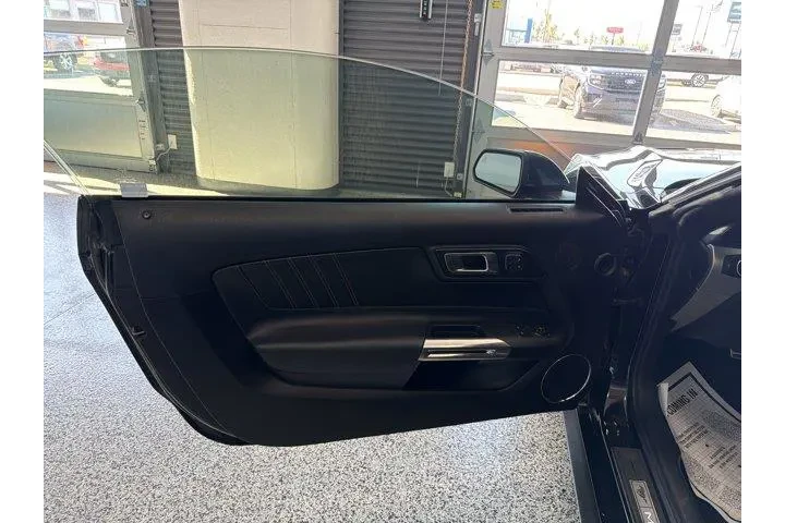 $31541 : Ford Mustang 2018 GT 2dr Fas image 5