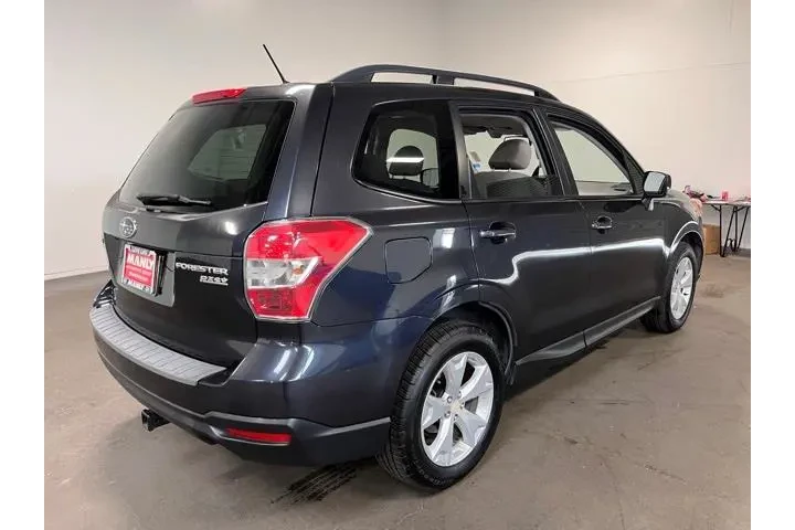 $12993 : Subaru Forester 2015 AWD 2.5 image 3