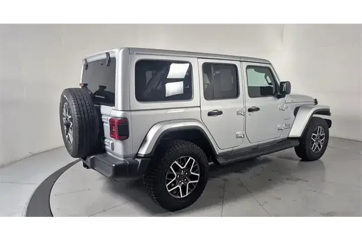 $32994 : Jeep Wrangler 2024 4x4 Sahar image 5