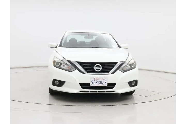 $12998 : Nissan Altima 2017 2.5 SR 4d image 5