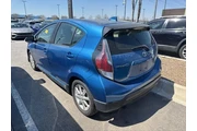 $13419 : Toyota Prius c 2017 One 4dr thumbnail