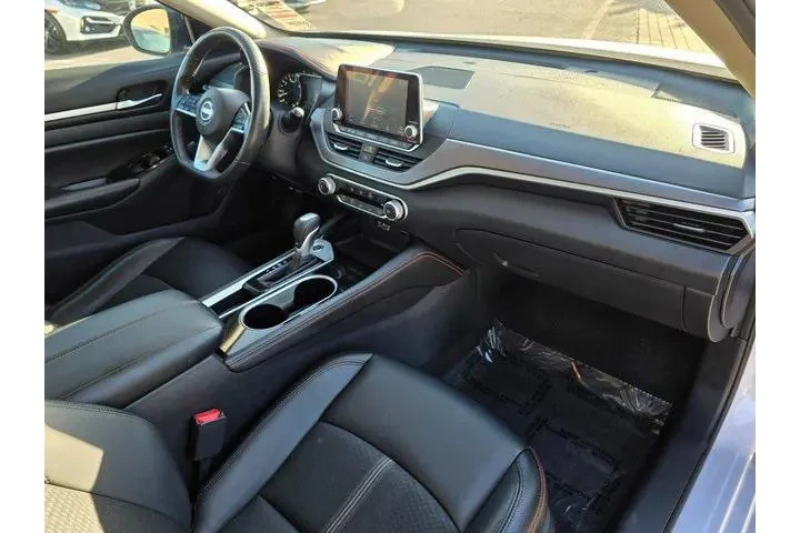$19874 : Nissan Altima 2024 2.5 SR 4d image 10