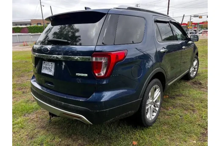 $16495 : 2017 Explorer Limited image 4